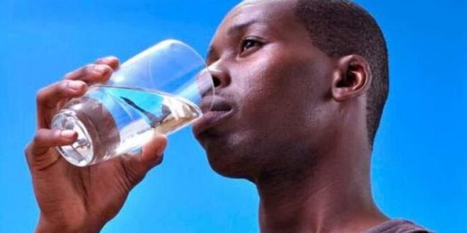 Drink enough water daily to avoid depression, Physician advises
