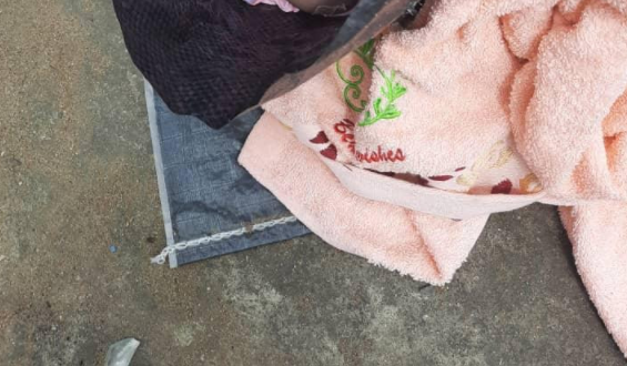 Police recover corpse of day old baby abandoned beside a hospital in Lagos (graphic photo)