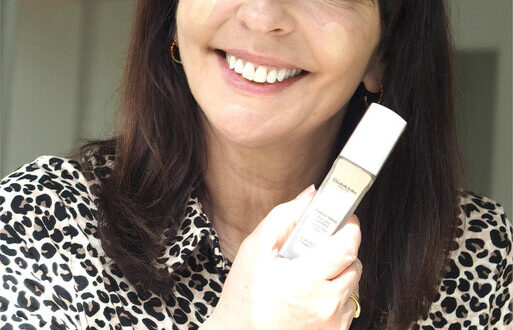 AD Elizabeth Arden Flawless Finish Skincaring Foundation & Flawless Start Hydrating Serum Primer | British Beauty Blogger