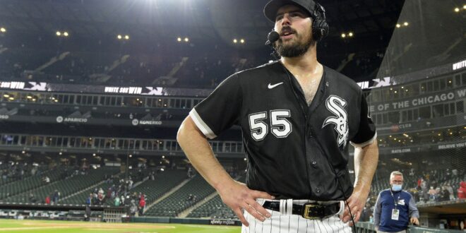 Carlos Rodon isn't mad about losing perfect game in the ninth: 'I'd have let it hit me, too'