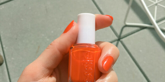 Quick! Essie Clambake Is Back In Stock