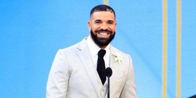 Drake's son Adonis steals the show at the 2021 Billboards Music Awards