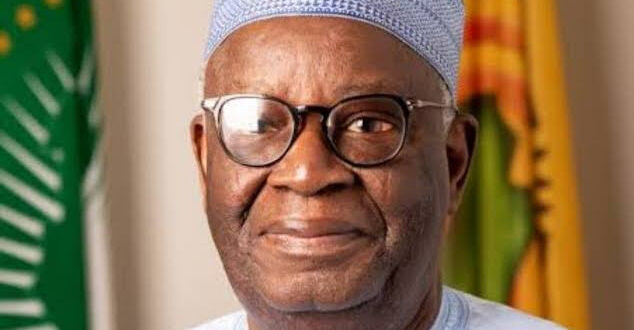 ''Robbers attempted to burgle Ibrahim Gambari?s residence''- Presidency reacts to reports of a robbery attack in Aso Rock