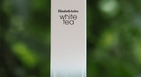 Elizabeth Arden White Tea Ginger Lily Fragrance | British Beauty Blogger