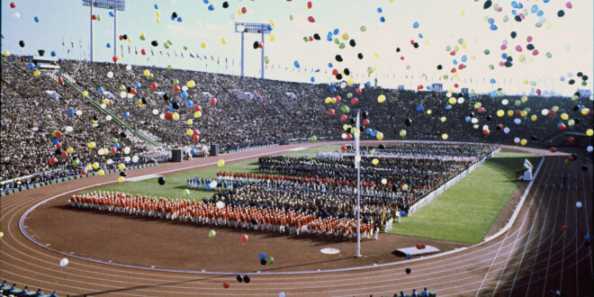 The 1964 Games Proclaimed a New Japan. There’s Less to Cheer This Time.