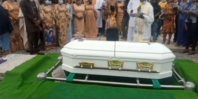 Tears As Rachel Oniga Is Buried In Lagos (See Photos)