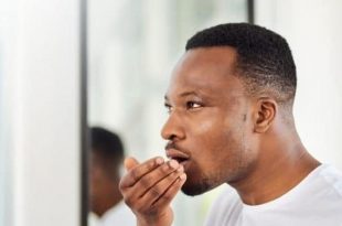 5 things that cause bad breath even after brushing