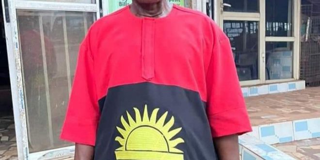 Movie veteran Chiwetalu Agu brutalised by soldiers for wearing a Biafran flag outfit