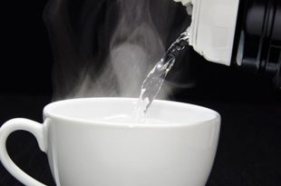 Side effects of drinking hot water too frequently