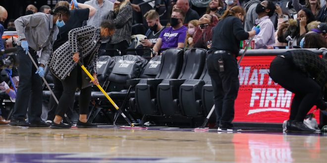 Jazz vs. Kings game at Golden 1 Center delayed after fan vomits courtside during fourth quarter