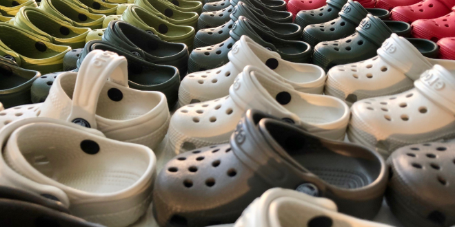 Simple and stylish ways to style your crocs