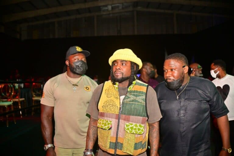 Wale Makes Surpise Appearance At Wizkid's Lagos Festival (Photos)