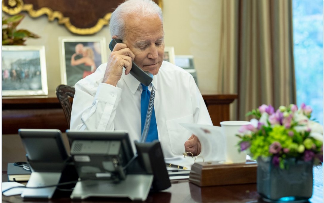 Biden Calls The House And Senate Staff That Trump Put In Danger To Thank Them For Their Courage
