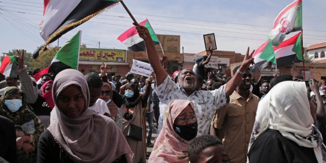 Sudan Braces for ‘the Worst’ after Prime Minister Resigns