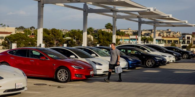 Why Tesla Soared as Other Automakers Struggled to Make Cars