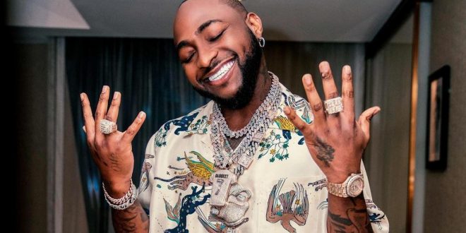Davido promises to gift N20M to 20 lucky Nigerians