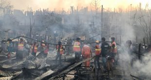 Fire at Bangladesh Rohingya camp kills boy, leaves 2,000 homeless