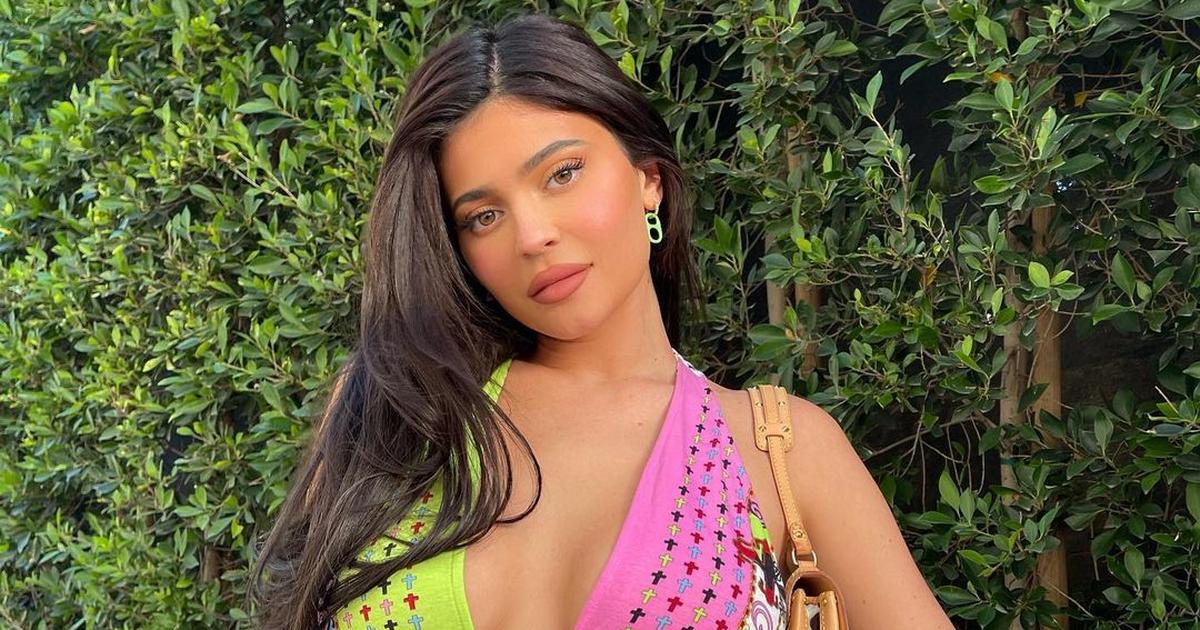 Kylie Jenner says she’s struggling after giving birth