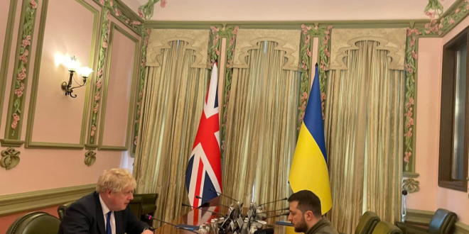 British PM makes surprise visit to Kyiv, meets Zelenskyy