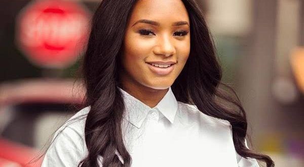 DJ Cuppy Blushes As Mr Eazi Engages Otedola’s Daughter, Temi