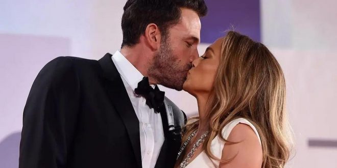 Jennifer Lopez and Ben Affleck are engaged for the 2nd time