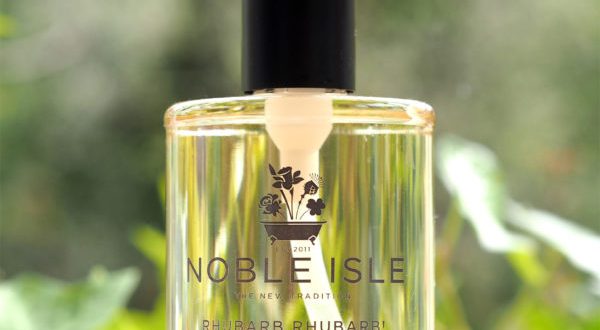 Noble Isle Rhubarb Rhubarb Bath & Shower Gel | British Beauty Blogger