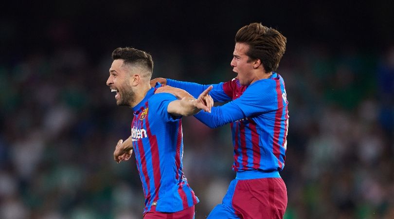 Barcelona secure Champions League place with last-gasp win at Betis