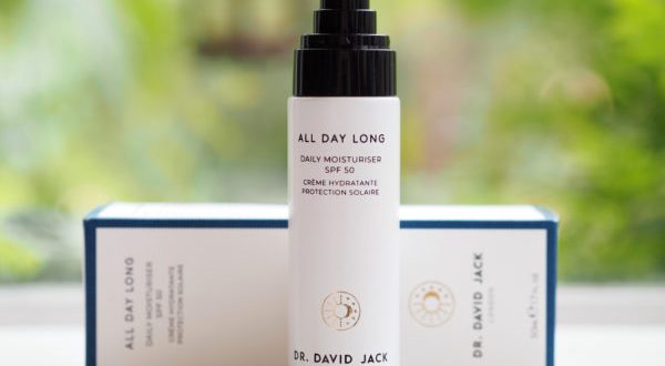 Dr David Jack All Day Long SPF50 Moisturiser | British Beauty Blogger