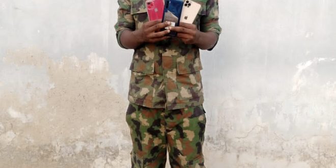 Police arrest fake soldier for extortion in Kano