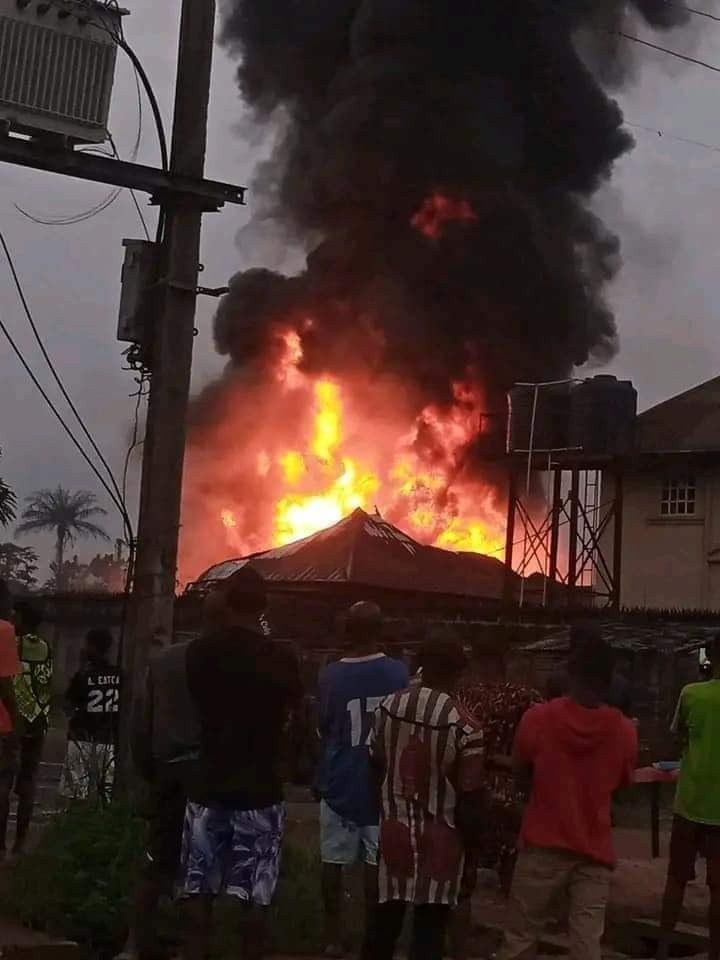 Two killed, five trucks burnt as explosion rocks filling station in Abia (video)