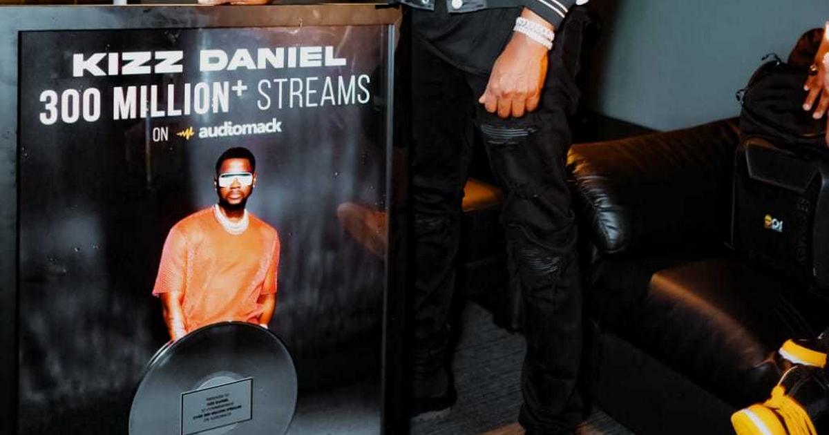 Kizz Daniel receives plaque from Audiomack for hitting over 300 million streams