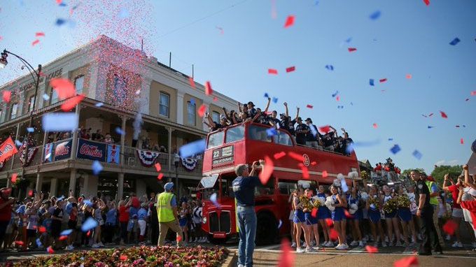 Ole Miss celebrates MCWS title in style - ESPN Video