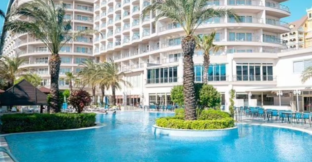 14-year-old boy drowns in hotel swimming pool during family wedding at Turkish beach resort