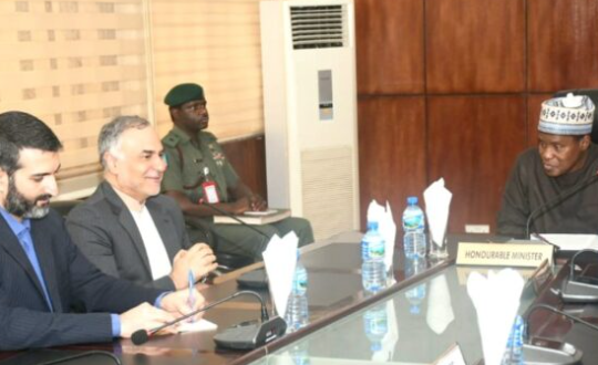 FG seeks stronger military ties with Iran