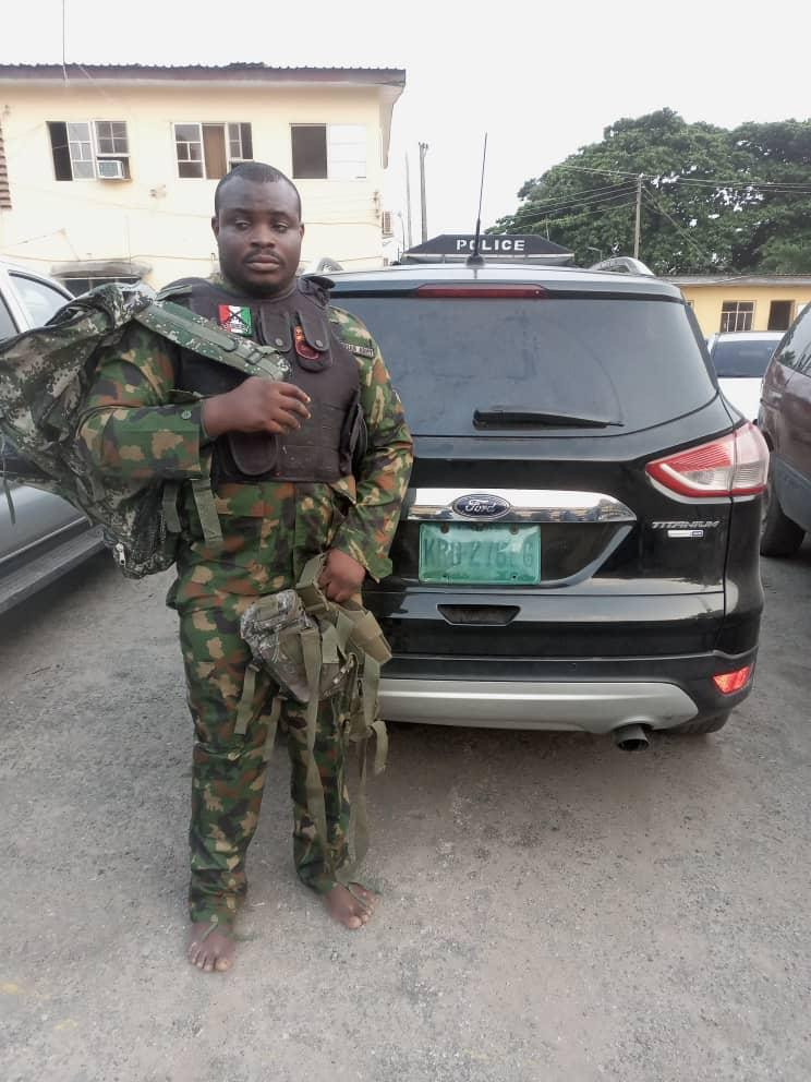 Fake army captain who poses as a modeling agent to rob female models apprehended in Lagos
