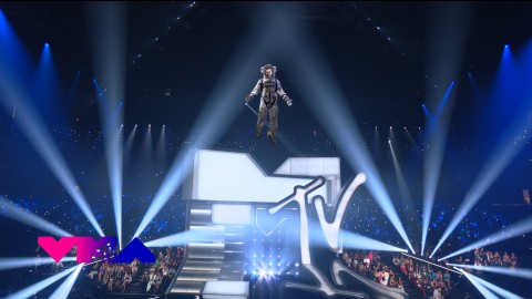 VMAs 2022: Johnny Depp in surprise comeback as MTV Moonman