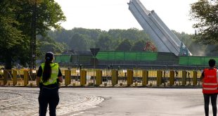 Video: Latvia Demolishes a Controversial Soviet-Era Monument