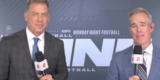 Joe Buck and Troy Aikman Make the Game Feel Important, No Matter Who's Playing