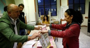 Polls open in Italy election with right-wing bloc set for victory