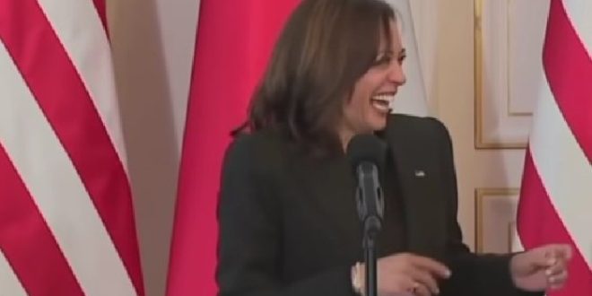 (VIDEO) Texas Sends 2 Buses of Illegal Immigrants To VP Kamala Harris' Home