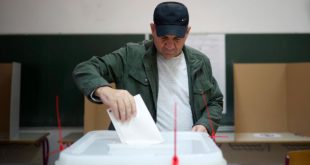 Bosnians go to polls to choose between nationalists and reformists | CNN