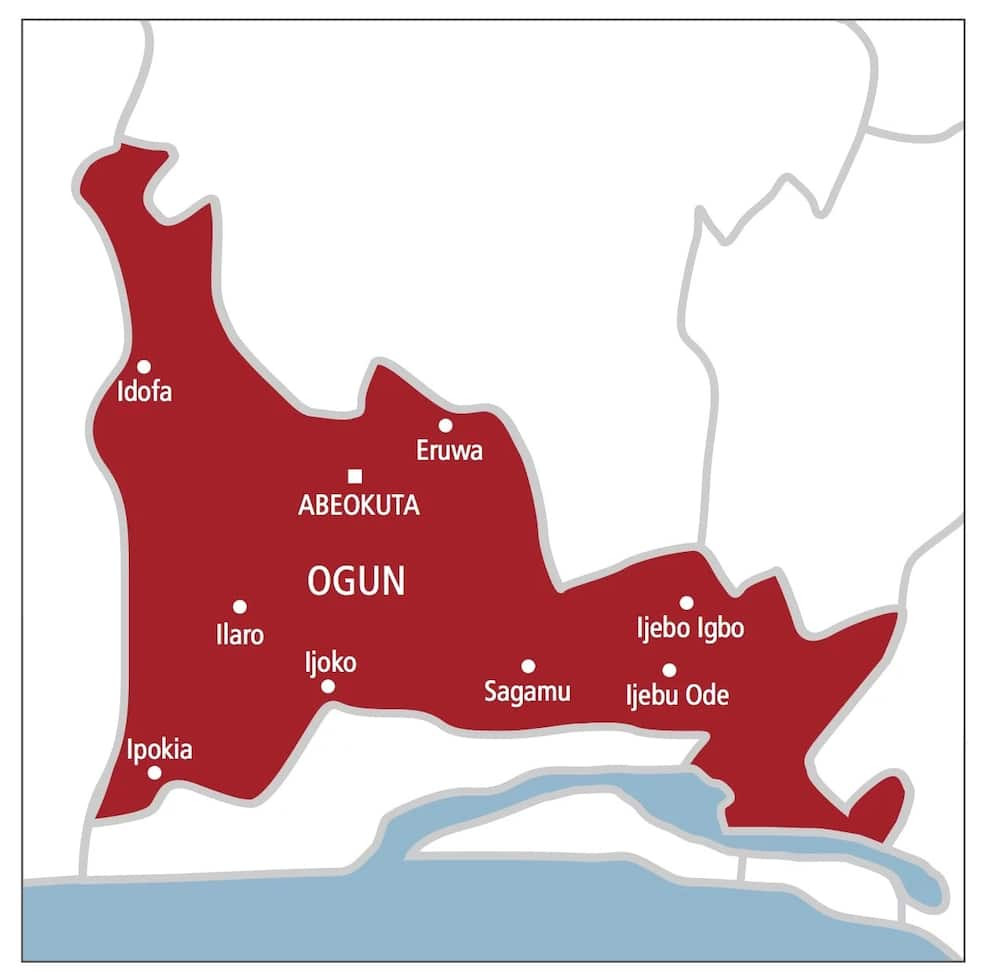 NAF officer killed as residents protest over shooting of two brothers by men in military uniform in Ogun community