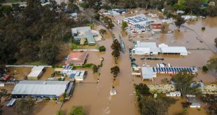 Video: Flooding Batters Southeast Australia