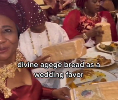 Agege bread shared at Lagos wedding (video)