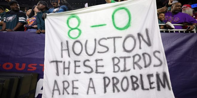 Howie Roseman Said F You to Eagles Fans in Houston and They Loved It