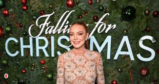 Lindsay Lohan is Cam Newton in New England in Netflix's 'Falling For Christmas'