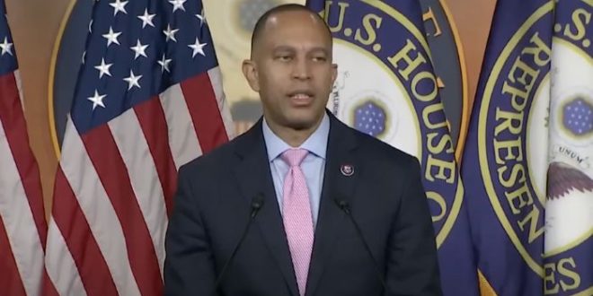 Meet Hakeem Jeffries, the Democrats' Far-Left Choice to Succeed Pelosi as House Leader