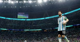 Photos: Messi magic guides relieved Argentina past Mexico