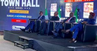 Protest at Presidential Town Hall meeting after PDP presidential candidate, Atiku Abubakar failed to show and instead, sent his running mate, Ifeanyi Okowa (video)