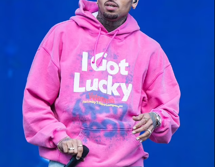 Singer, Chris Brown set make his first trip to Australia since he was denied entry after pleading guilty to attacking?Rihanna